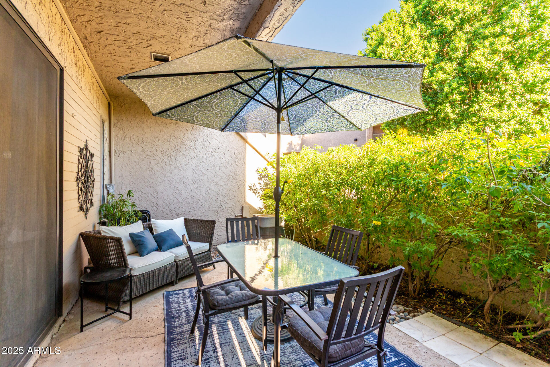 1207 East Northshore Drive, Unit 136 Tempe, AZ 85283 - Photo 24 of 49 a view of an outdoor sitting area with furniture