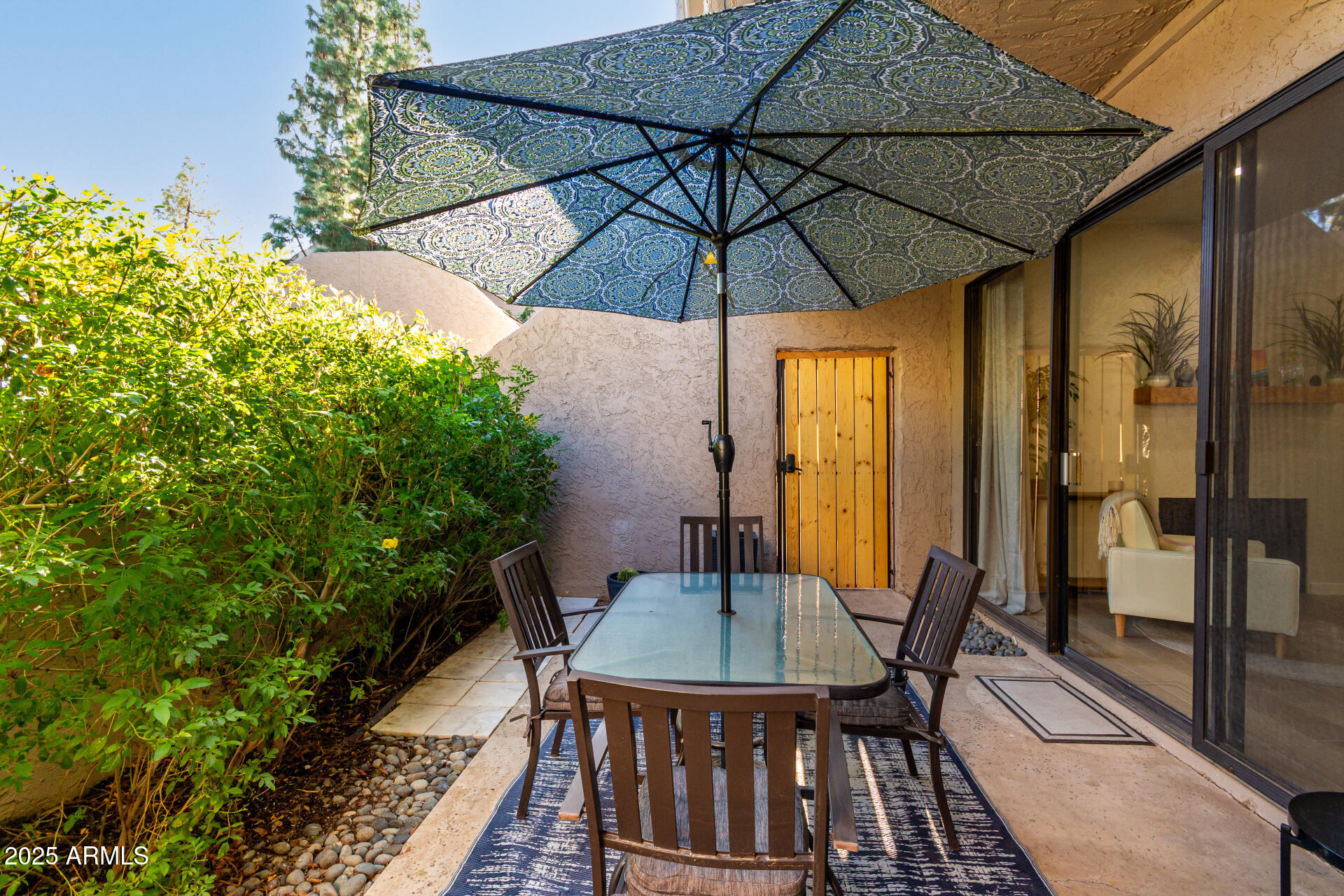 1207 East Northshore Drive, Unit 136 Tempe, AZ 85283 - Photo 26 of 49 a balcony view with a seating space