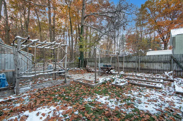 $224,900 | 67 Sundago Park Street, Hastings, MI 49058