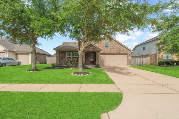 $349,900 | 16014 Mark Crest Drive, Hockley, TX 77447