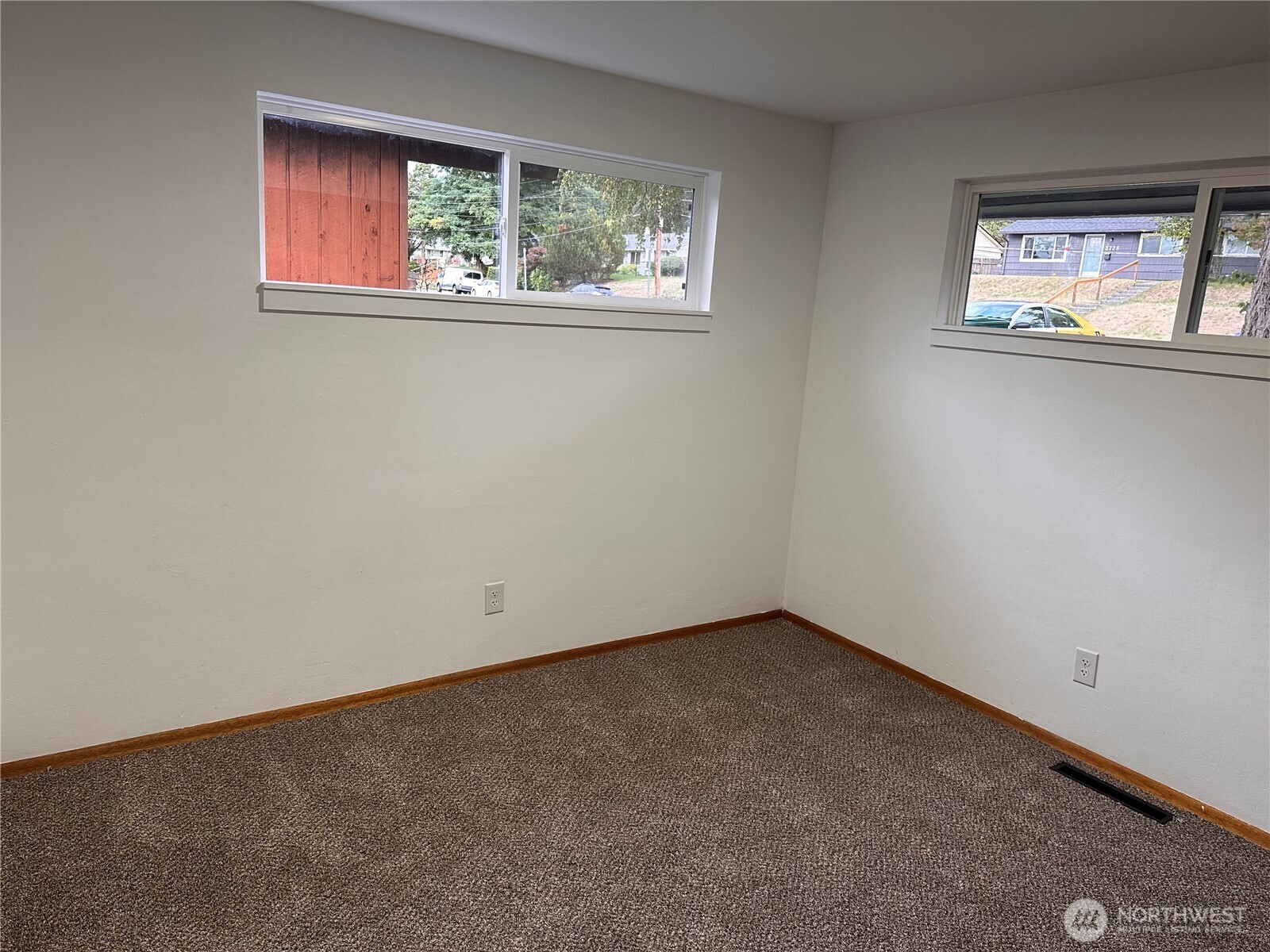 3219 Halverson Avenue Bremerton, WA 98310 - Photo 11 of 40 Gallery Image 11