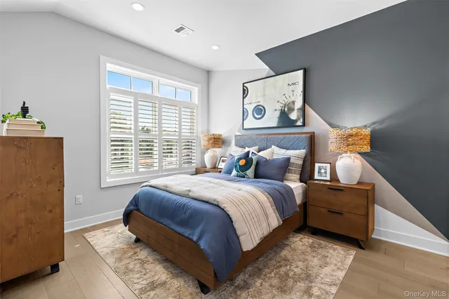 $1,599,000 | 4 Marker, Unit 2, Irvington, NY 10533