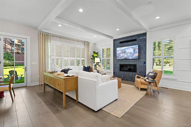 $1,599,000 | 4 Marker, Unit 2, Irvington, NY 10533