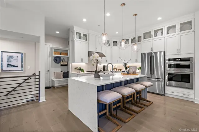 $1,599,000 | 4 Marker, Unit 2, Irvington, NY 10533