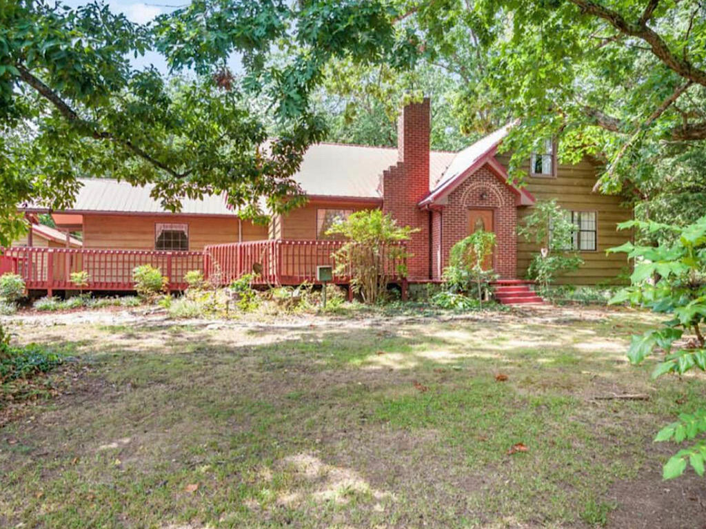 10946 Highway 136 Rising Fawn, GA 30738 - Photo 1 of 20 2CD494CF-3A15-46EA-8FF6-6200F7F35552