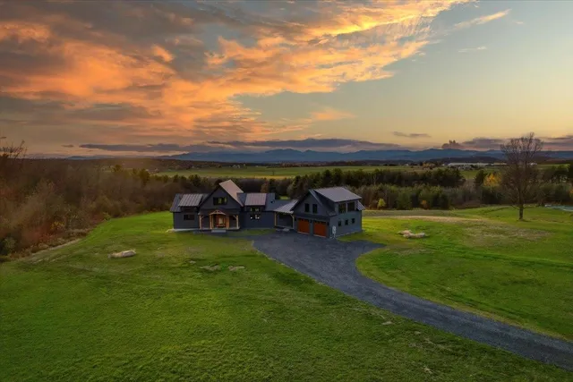 $2,495,000 | 225 Viscido Drive, Ferrisburgh, VT 05491