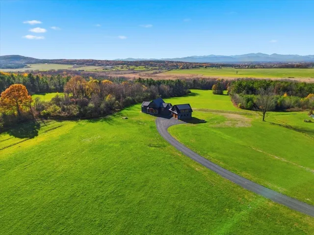 $2,495,000 | 225 Viscido Drive, Ferrisburgh, VT 05491