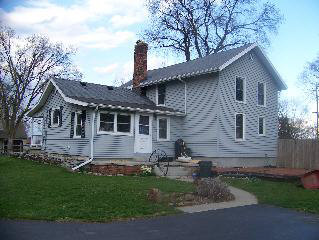 1443 Samaria Road Temperance, MI 48182 - Photo 2 of 11 Back View