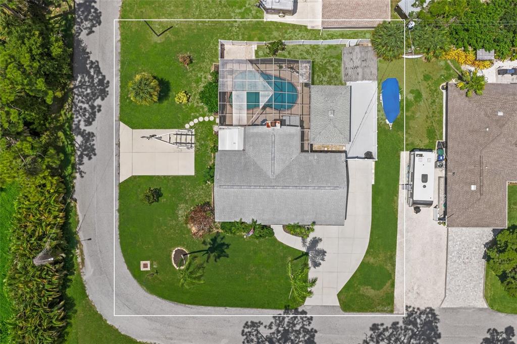 648 Duke Road Venice, FL 34293 - Photo 8 of 53 Gallery Image 8