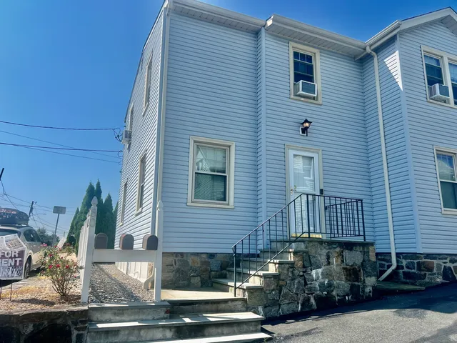 $3,595 | 80 Josephine Evaristo Avenue, Greenwich, CT 06830