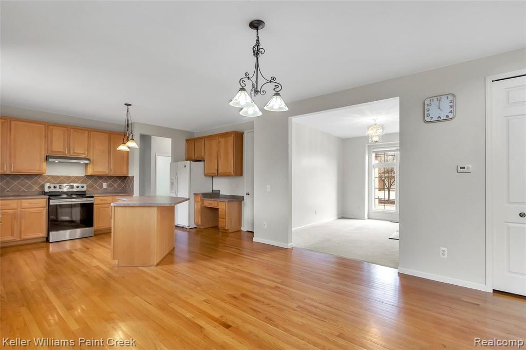 2040 Somerville Road Rochester Hills, MI 48307 - Photo 14 of 63
