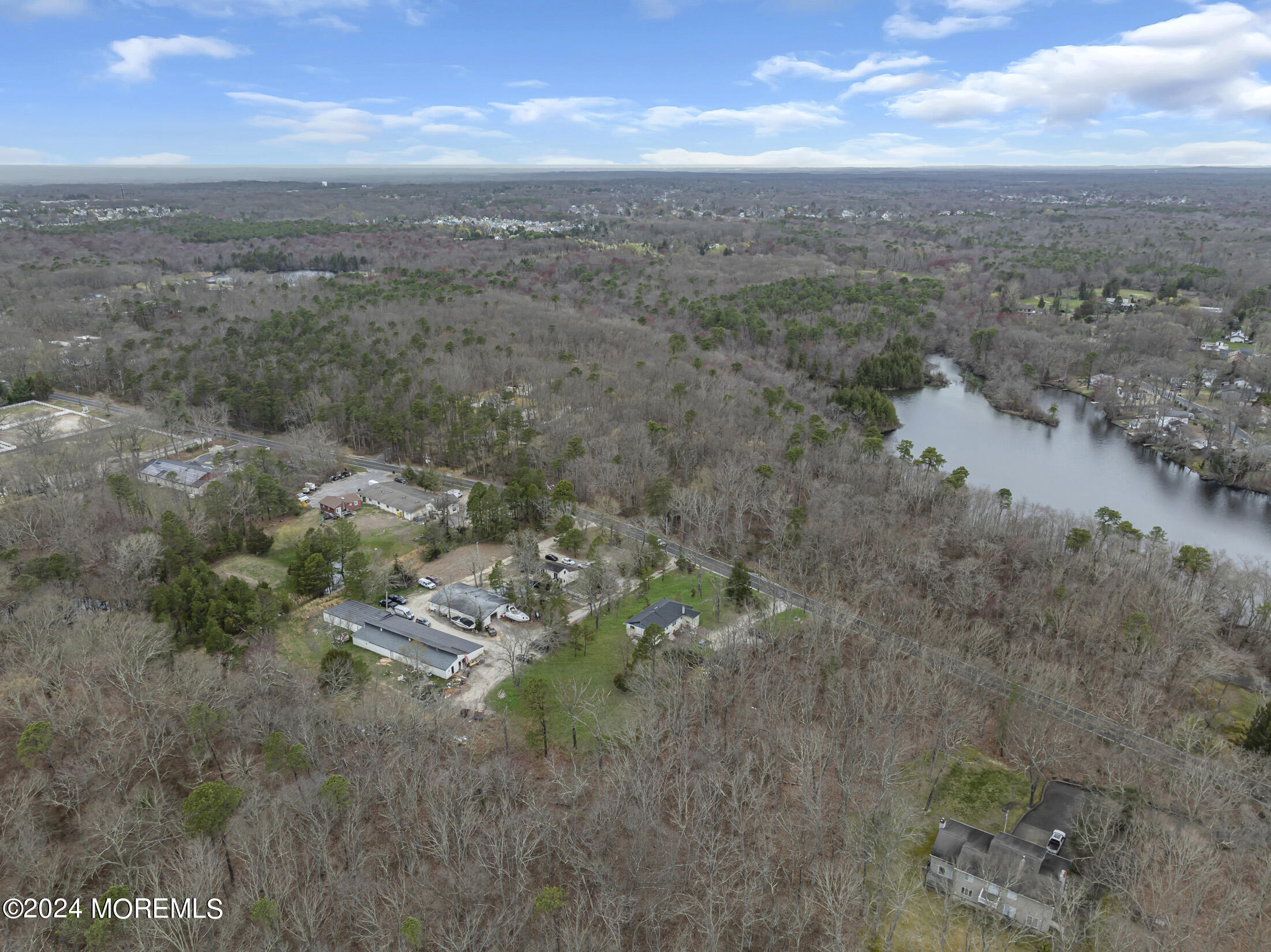 302 Lanes Mill Road Howell, NJ 07731 - Photo 15 of 45 5 (12)