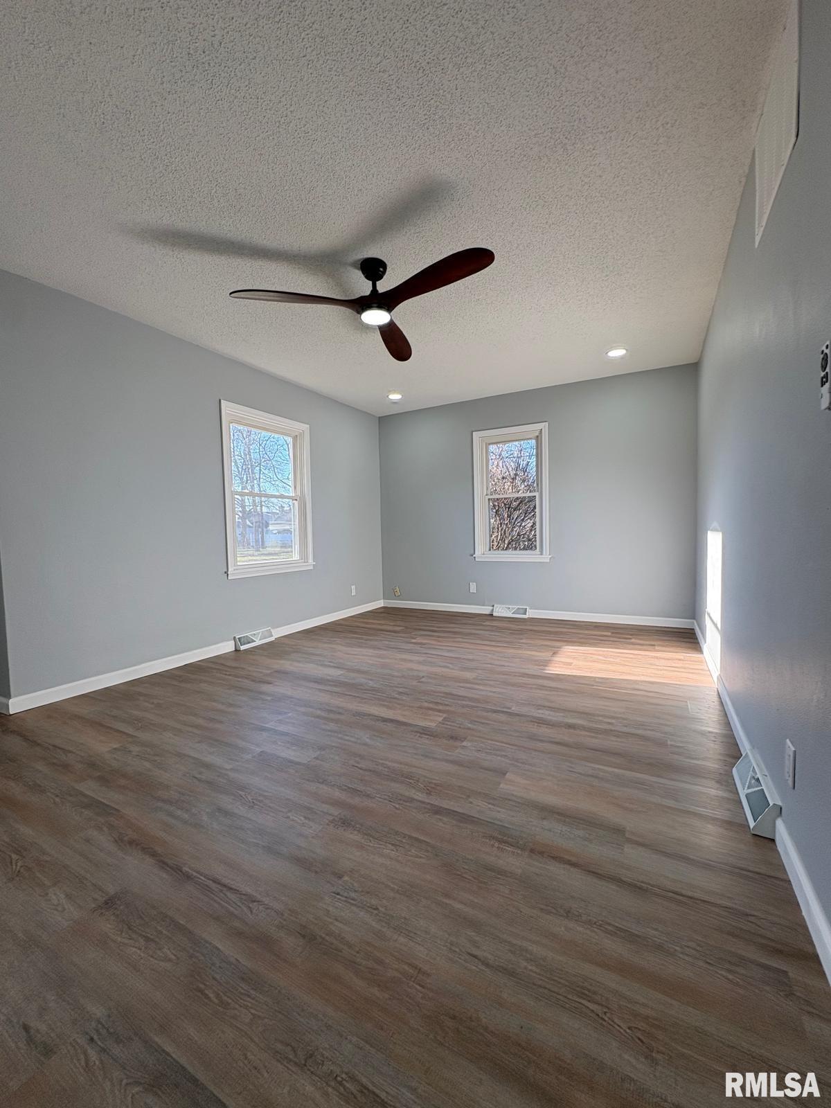 3100 South 5th Street Springfield, IL 62703 - Photo 2 of 33 Gallery Image 2