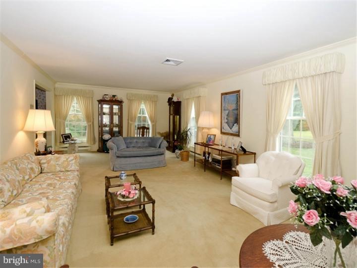 216 Church Road Devon, PA 19333 - Photo 8 of 24 Living Room
