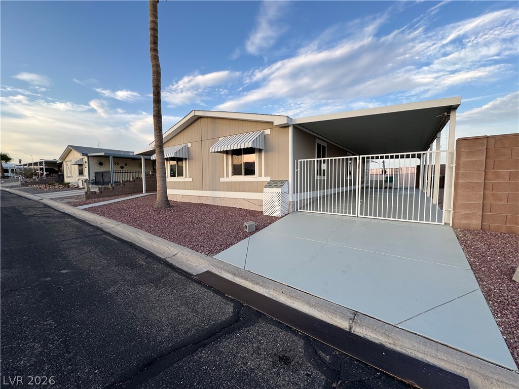 3250 Del Monte Street Laughlin, NV 89029 - Photo 4 of 57 Gallery Image 4