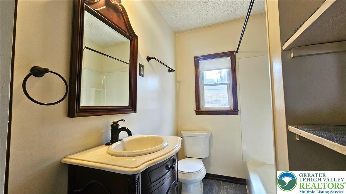 2234 Silver Creek Road Hellertown, PA 18055 - Photo 12 of 21