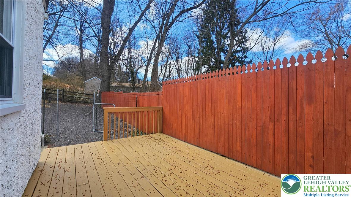 2234 Silver Creek Road Hellertown, PA 18055 - Photo 16 of 21