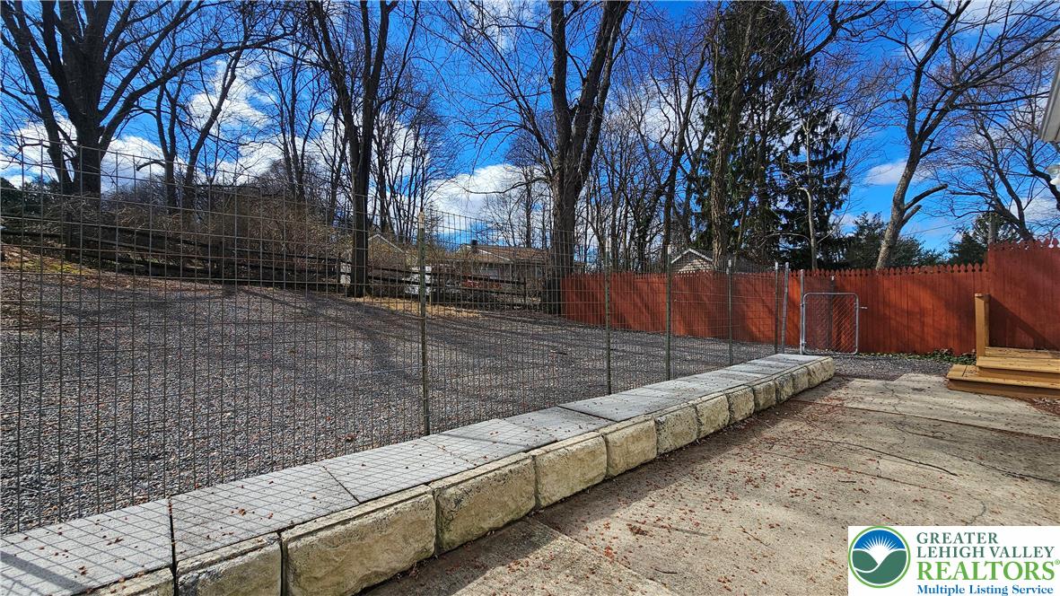 2234 Silver Creek Road Hellertown, PA 18055 - Photo 17 of 21