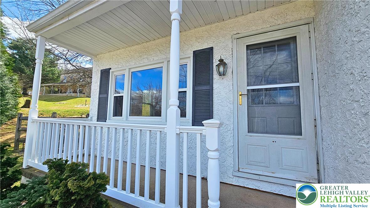 2234 Silver Creek Road Hellertown, PA 18055 - Photo 4 of 21