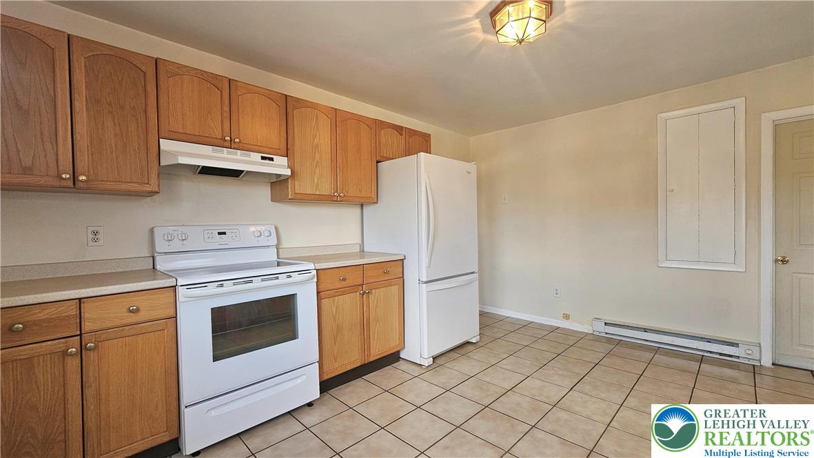 2234 Silver Creek Road Hellertown, PA 18055 - Photo 7 of 21