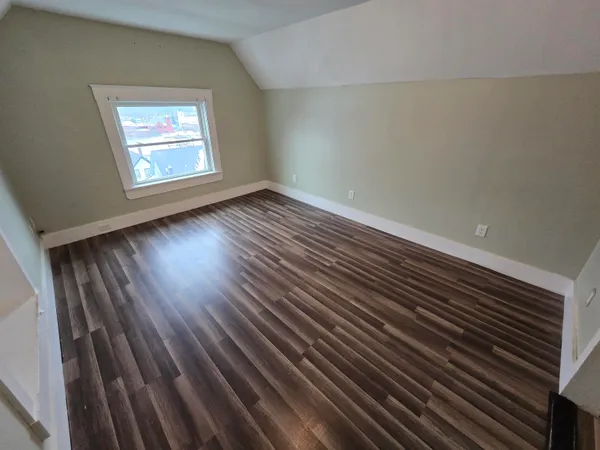 $1,550 | 6 Dixon Street, Unit 3, Laconia, NH 03246