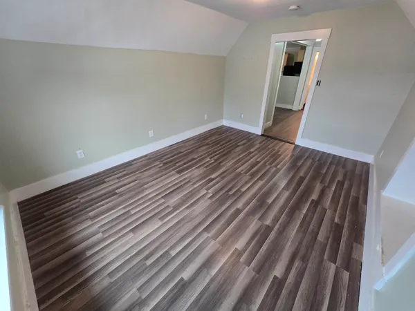 $1,550 | 6 Dixon Street, Unit 3, Laconia, NH 03246