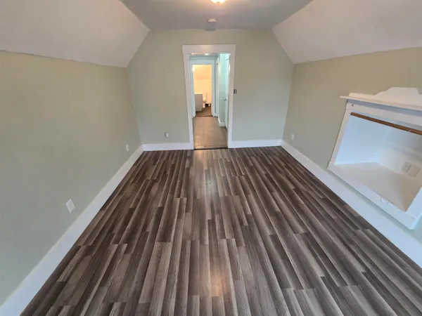 $1,550 | 6 Dixon Street, Unit 3, Laconia, NH 03246