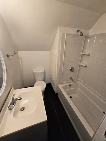 $1,550 | 6 Dixon Street, Unit 3, Laconia, NH 03246