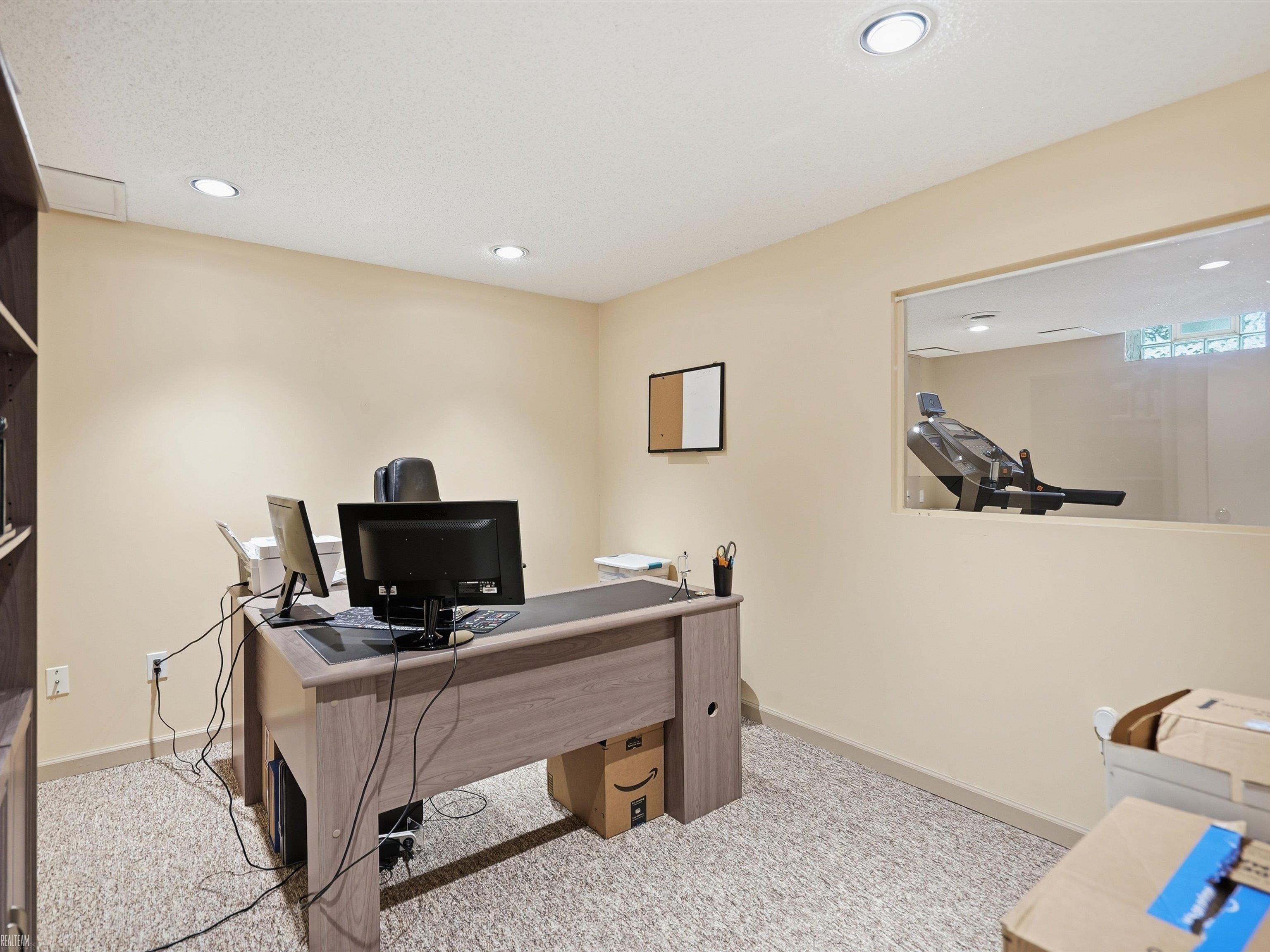 45461 Nottingham Drive, Unit 97 Macomb, MI 48044 - Photo 39 of 42