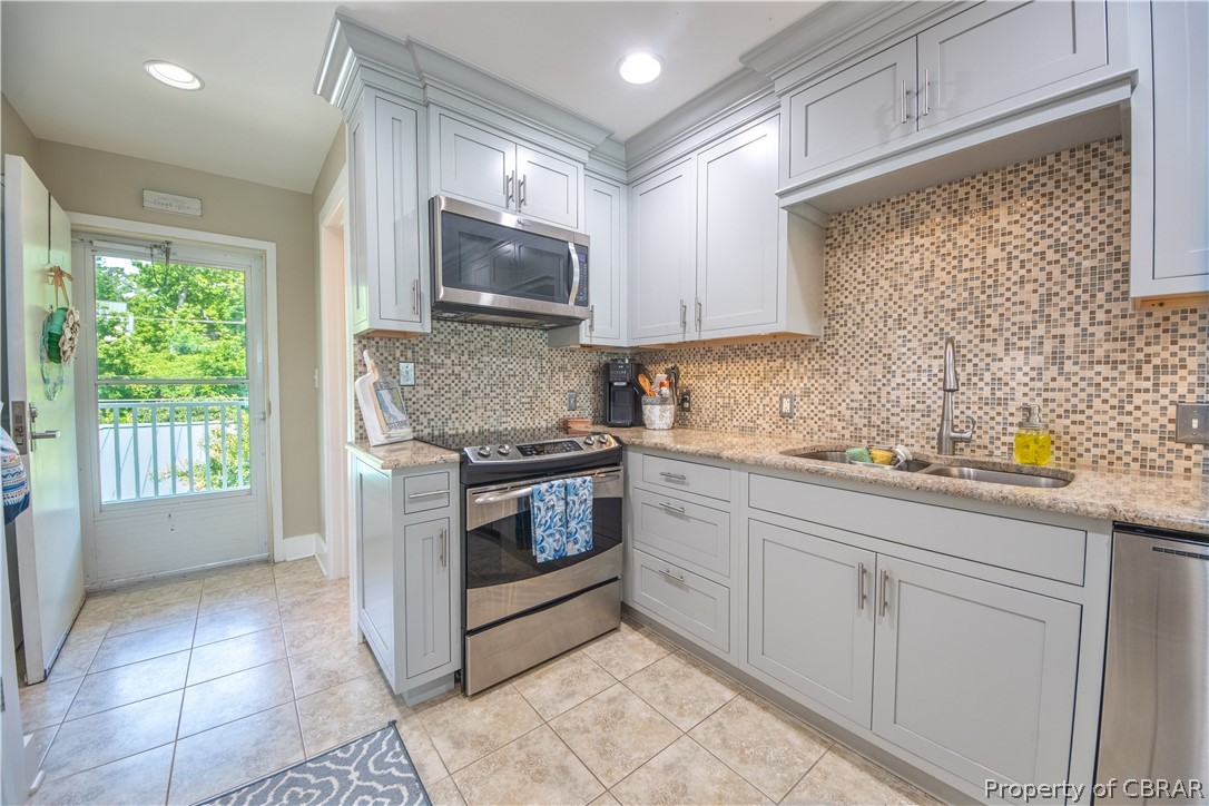 26 Oyster Road, Unit 24 Urbanna, VA 23175 - Photo 6 of 43