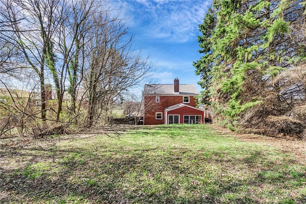 1413 Brinton Road Pittsburgh, PA 15221 - Photo 14 of 24 Gallery Image 14