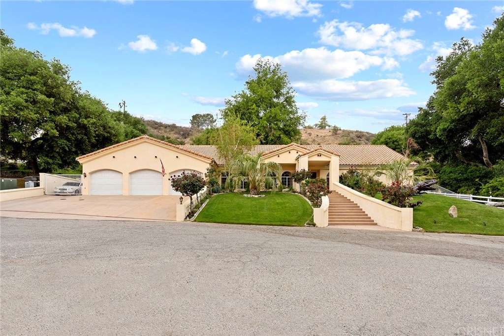 27505 Trail Ridge Road Canyon Country, CA 91387 - Photo 1 of 1