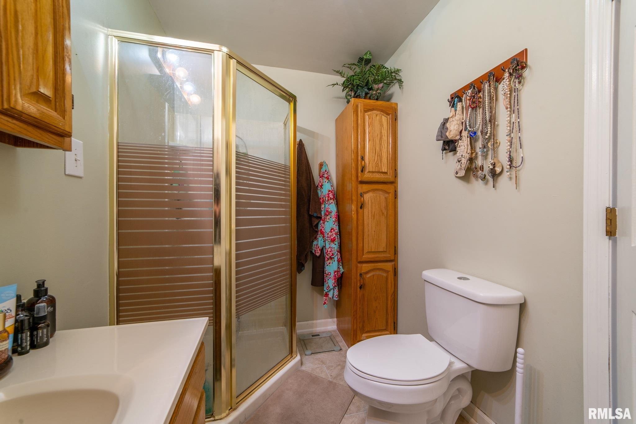 511 Decatur Street Lincoln, IL 62656 - Photo 18 of 32 Gallery Image 18
