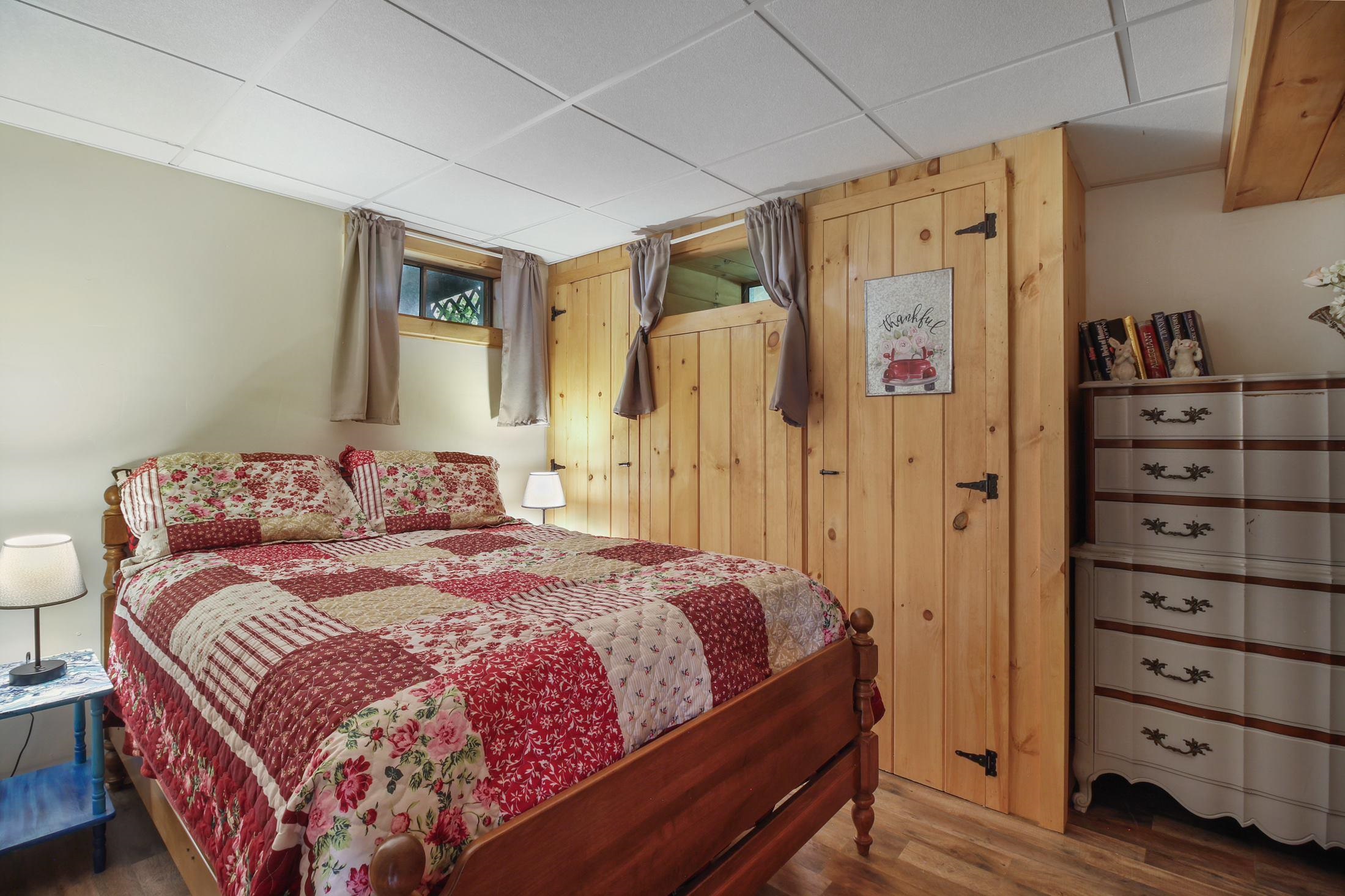 921 Straits Road New Hampton, NH 03256 - Photo 15 of 31