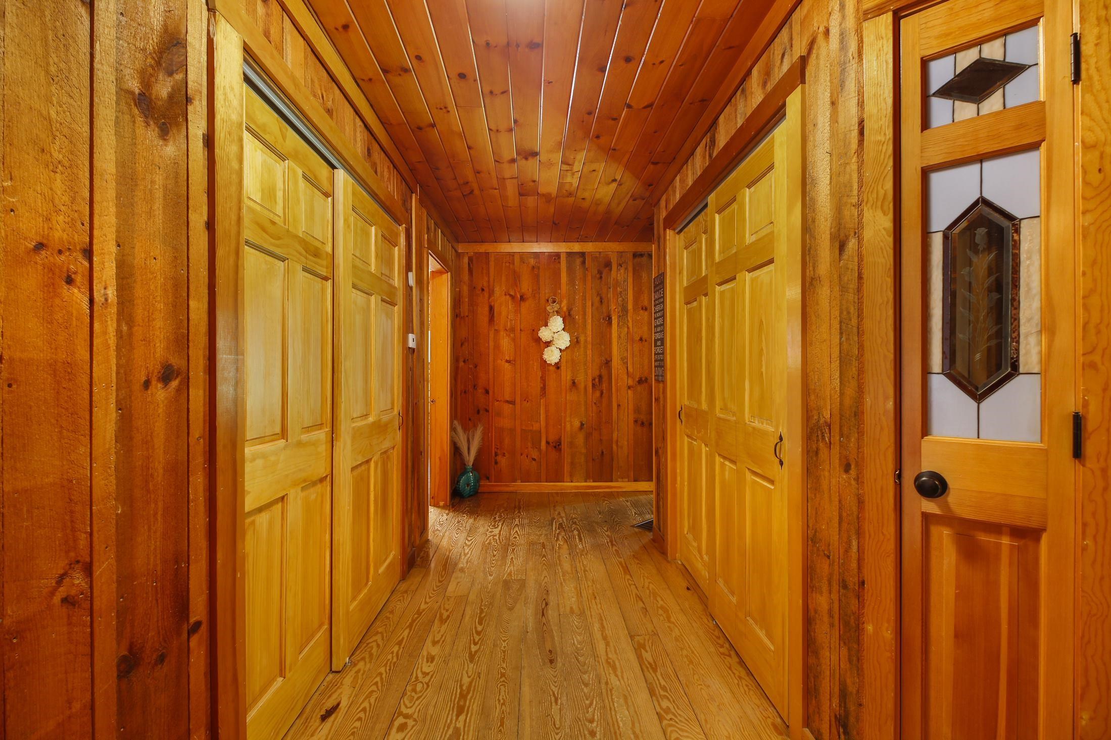 921 Straits Road New Hampton, NH 03256 - Photo 7 of 31