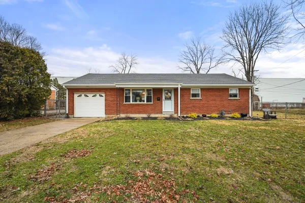 $275,000 | 32 Robinson Drive, Lawrenceburg, IN 47025