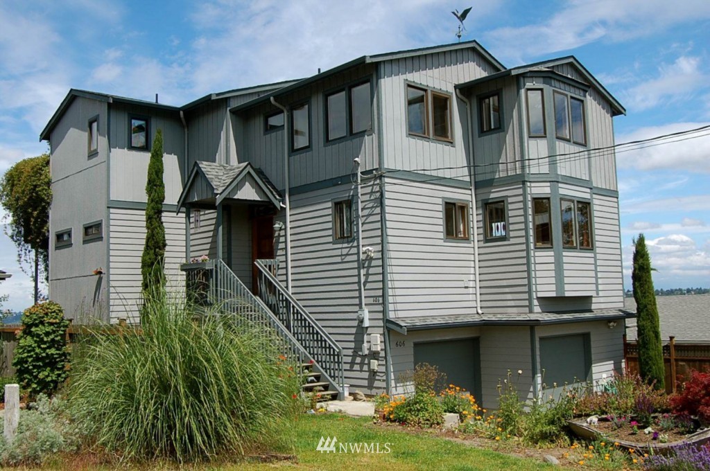 606 Southwest Othello Street Seattle, WA 98106 - Photo 1 of 1