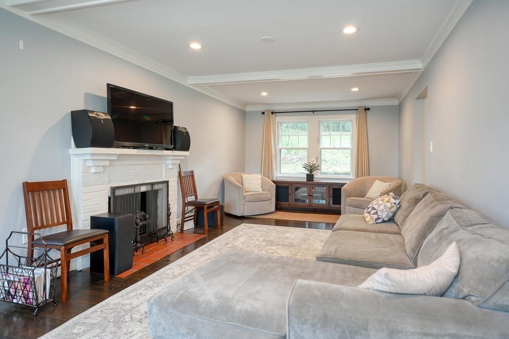 100 Columbia Road Arlington, MA 02474 - Photo 8 of 29
