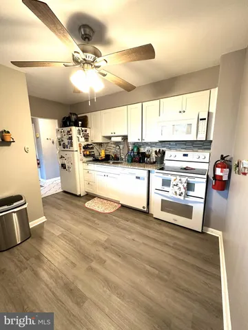 $1,600 | 410 Chestnut Street, Cherry Hill, NJ 08002