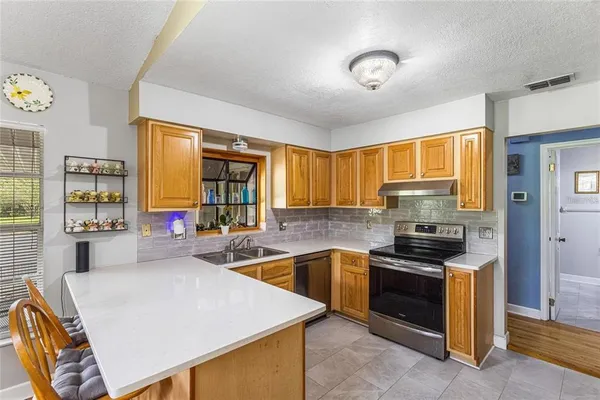$4,299 | 17877 C R 378, Winter Garden, FL 34787