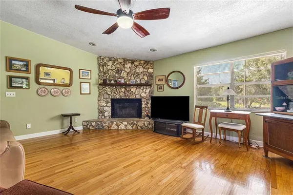 $4,299 | 17877 C R 378, Winter Garden, FL 34787