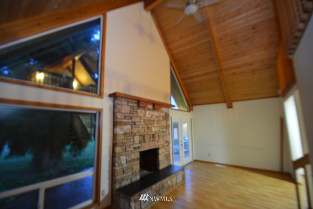 16631 Gibson Road Southwest Tenino, WA 98589 - Photo 4 of 7