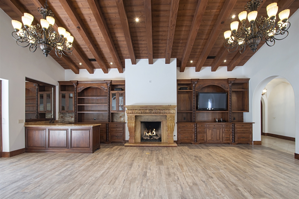5856 Lago Lindo Rancho Santa Fe, CA 92067 - Photo 7 of 9 Gallery Image 7