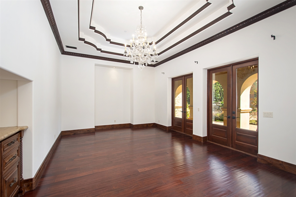 5856 Lago Lindo Rancho Santa Fe, CA 92067 - Photo 8 of 9 Gallery Image 8