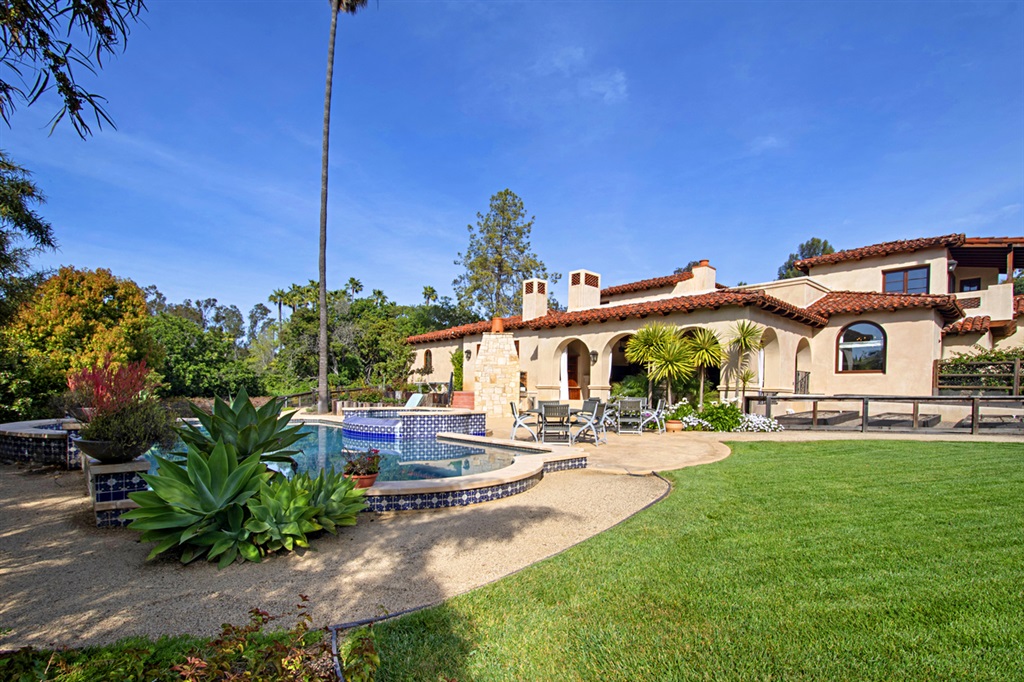 5856 Lago Lindo Rancho Santa Fe, CA 92067 - Photo 9 of 9 Gallery Image 9