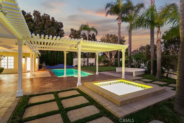 $5,999,000 | 19 Harbor Pointe Drive, Corona del Mar, CA 92625