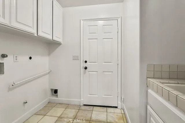 $5,999,000 | 19 Harbor Pointe Drive, Corona del Mar, CA 92625