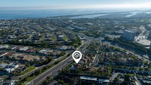 $5,999,000 | 19 Harbor Pointe Drive, Corona del Mar, CA 92625
