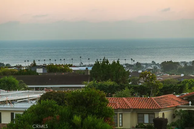 $5,999,000 | 19 Harbor Pointe Drive, Corona del Mar, CA 92625