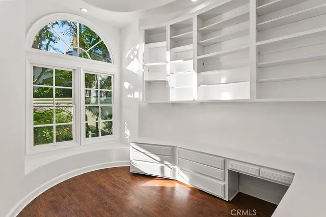 $5,999,000 | 19 Harbor Pointe Drive, Corona del Mar, CA 92625